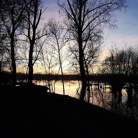 La Maisonnette Du Marais * Fontaines (Pays de la Loire)