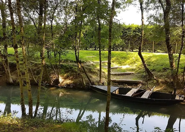 La Maisonnette Du Marais 펜션 Fontaines (Pays de la Loire)